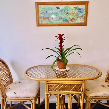 Spanish Gardens Homestay szállás